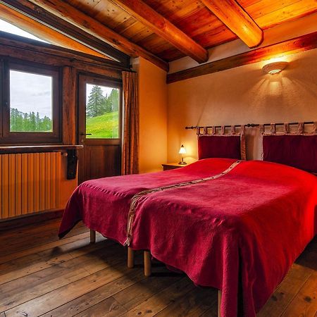 Agriturismo Il Fiocco Cesana Torinese Luaran gambar