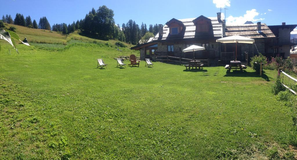 Agriturismo Il Fiocco Cesana Torinese Luaran gambar