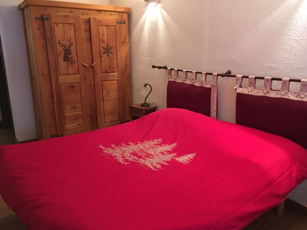Agriturismo Il Fiocco Cesana Torinese Luaran gambar